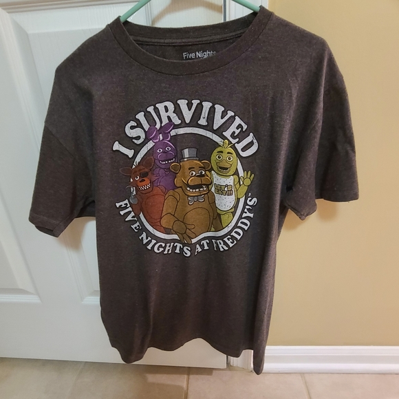 Fnaf lot(4 t-shirts) - Picture 2 of 8